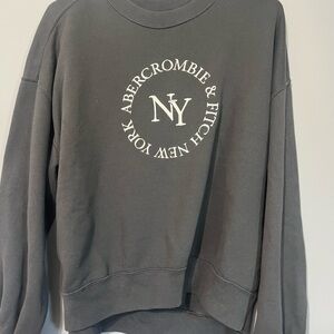Abercrombie & Fitch Crew Neck